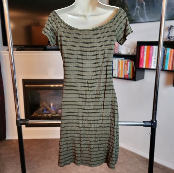 George striped olive tunic S - Picture 2 of 11